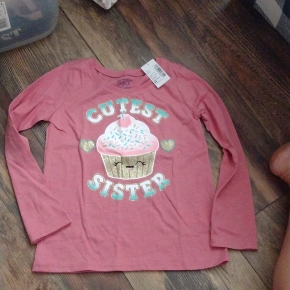 NWT the childrens place 5t girls long sleeve 🧁  cupcake shirt